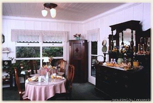 Inn Green Lantern Carmel-by-the-Sea